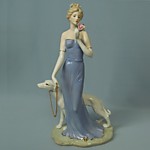 HW-17 Девушка с собакой