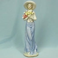 VS-54 Девушка с букетом