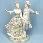 HW-47 Галантный дуэт на прогулке