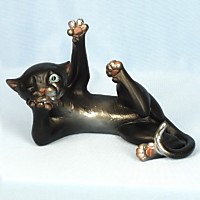 EV18063A Кот задира