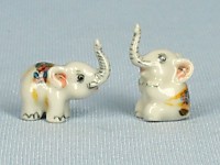L925 Молодые слоны пара