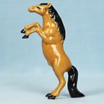 L308 Лошадь на дыбах корич.